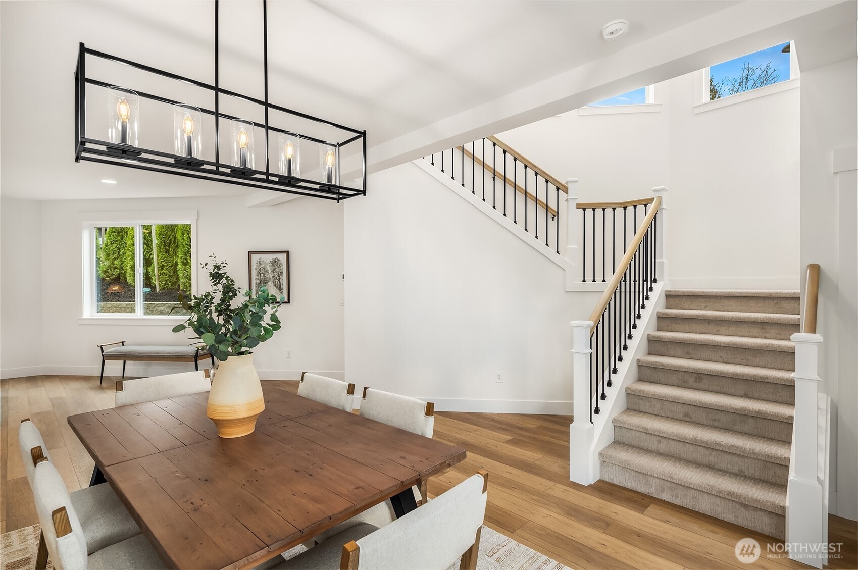 404 Edmonds Ave Ne Property Photo 13