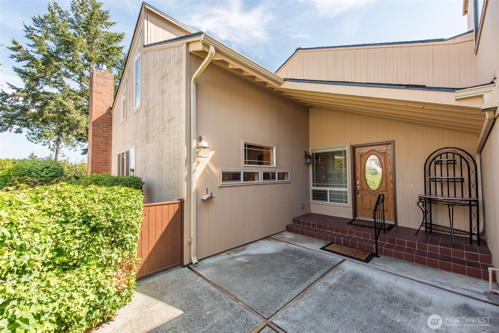 126 Hilltop Drive D Property Photo 1