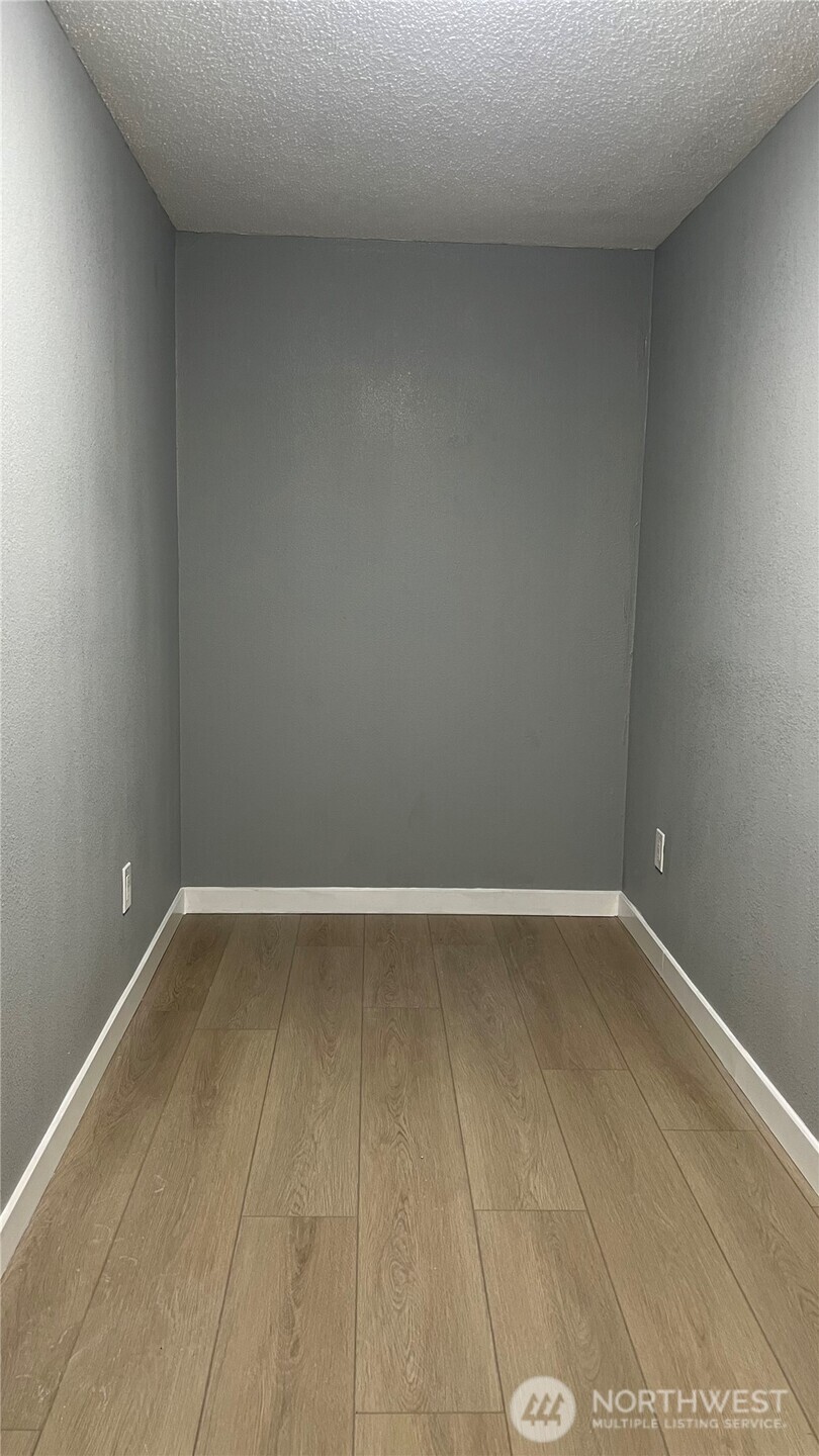 7643 S Ainsworth Avenue Property Photo 15