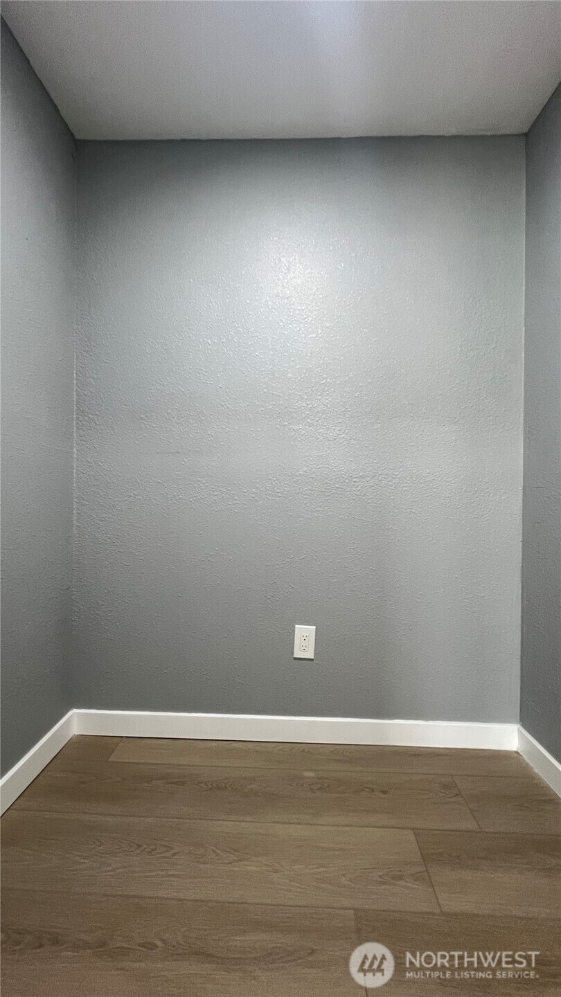 7643 S Ainsworth Avenue Property Photo 16