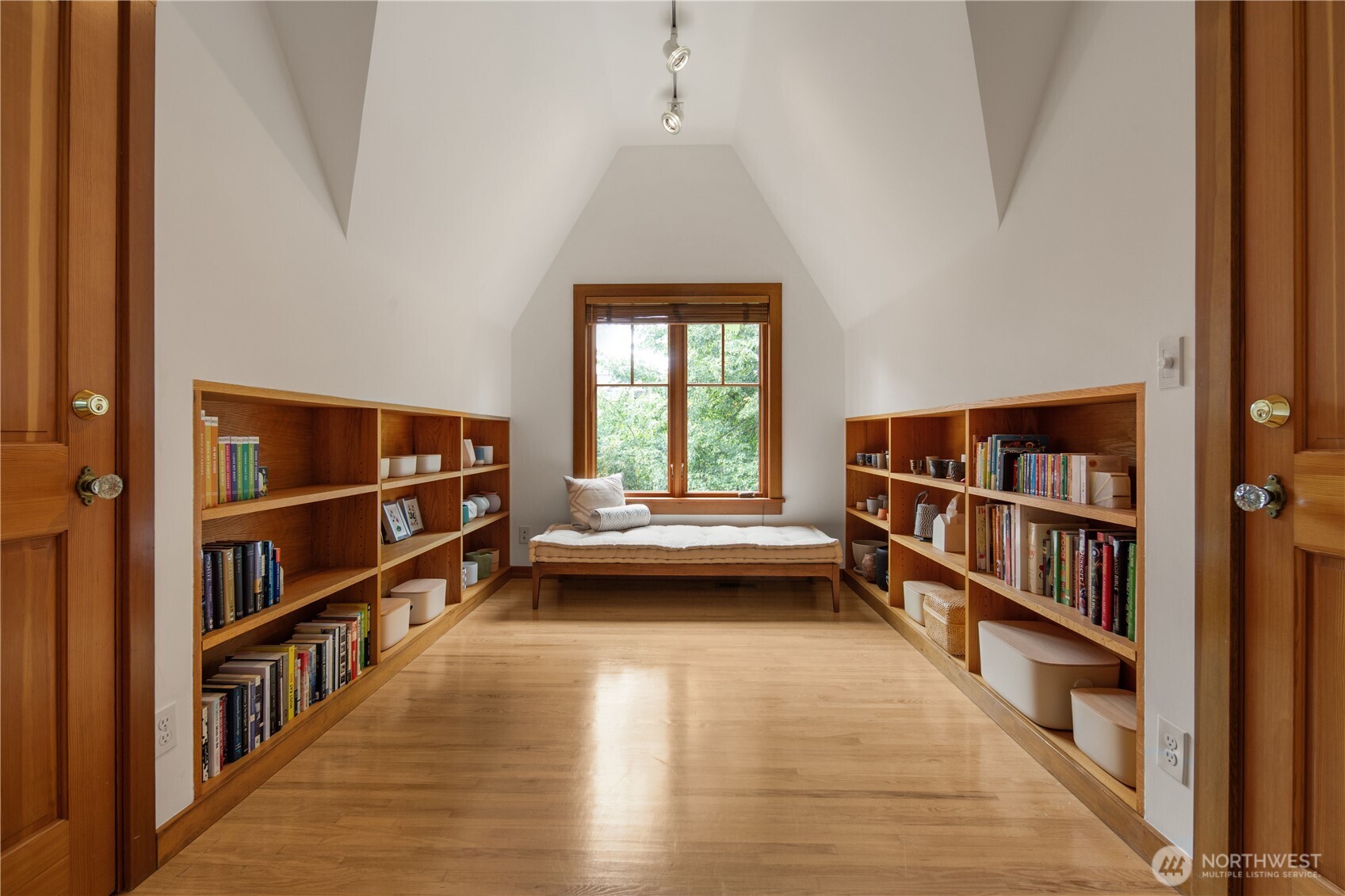 164 Mcgraw Street Property Photo 33