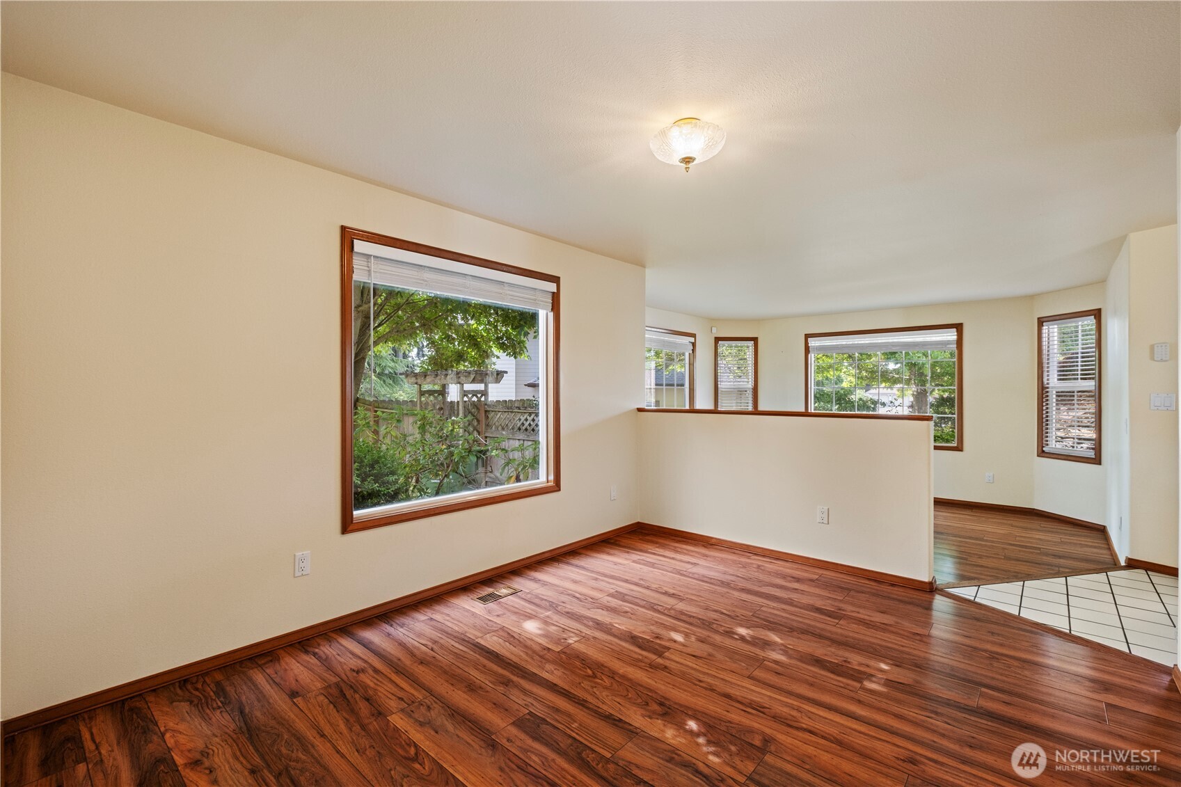 544 Sw Muzzall Street Property Photo 13
