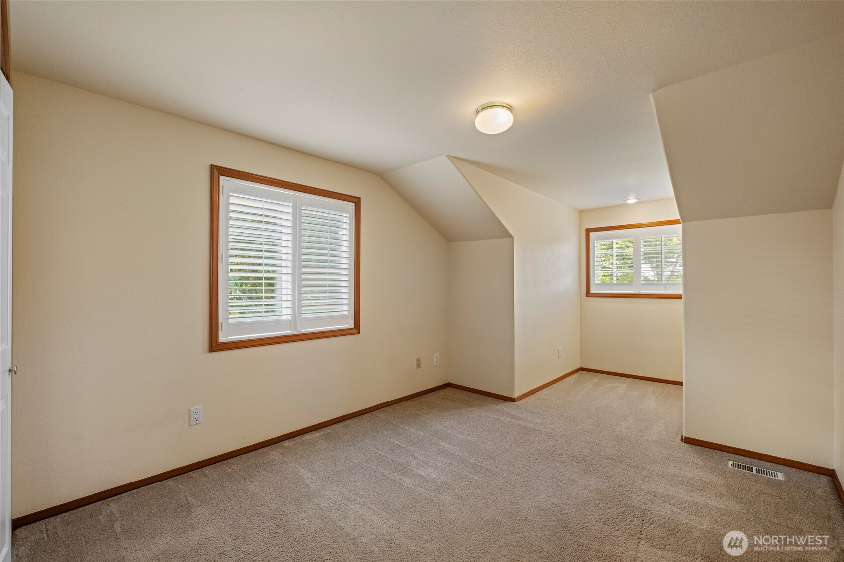 544 Sw Muzzall Street Property Photo 21