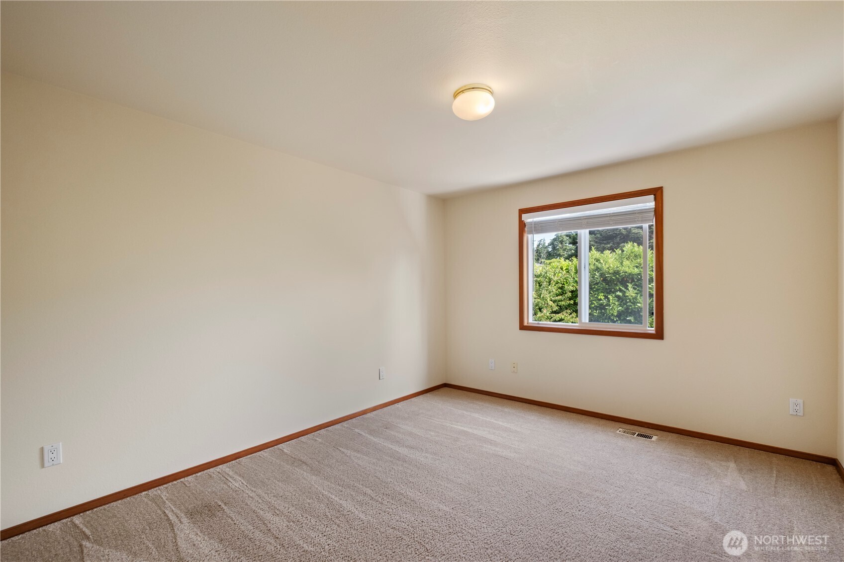 544 Sw Muzzall Street Property Photo 30