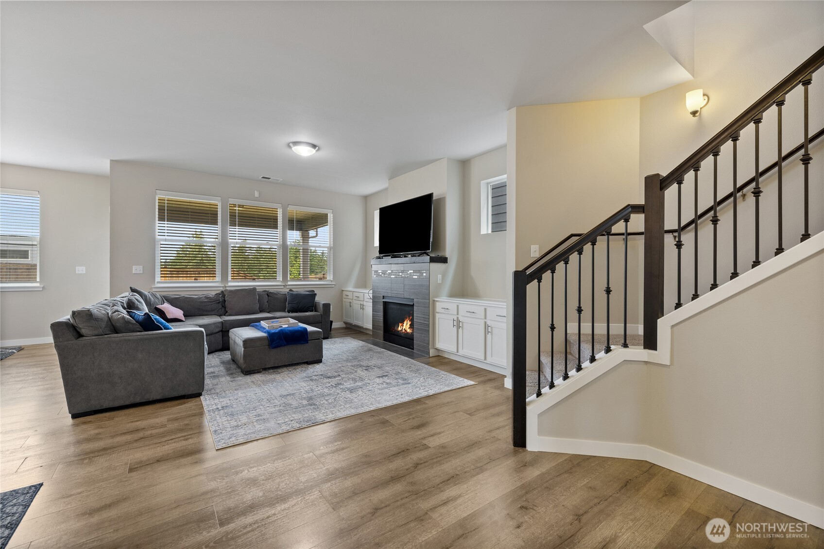 16028 77th Avenue Ct Property Photo 4