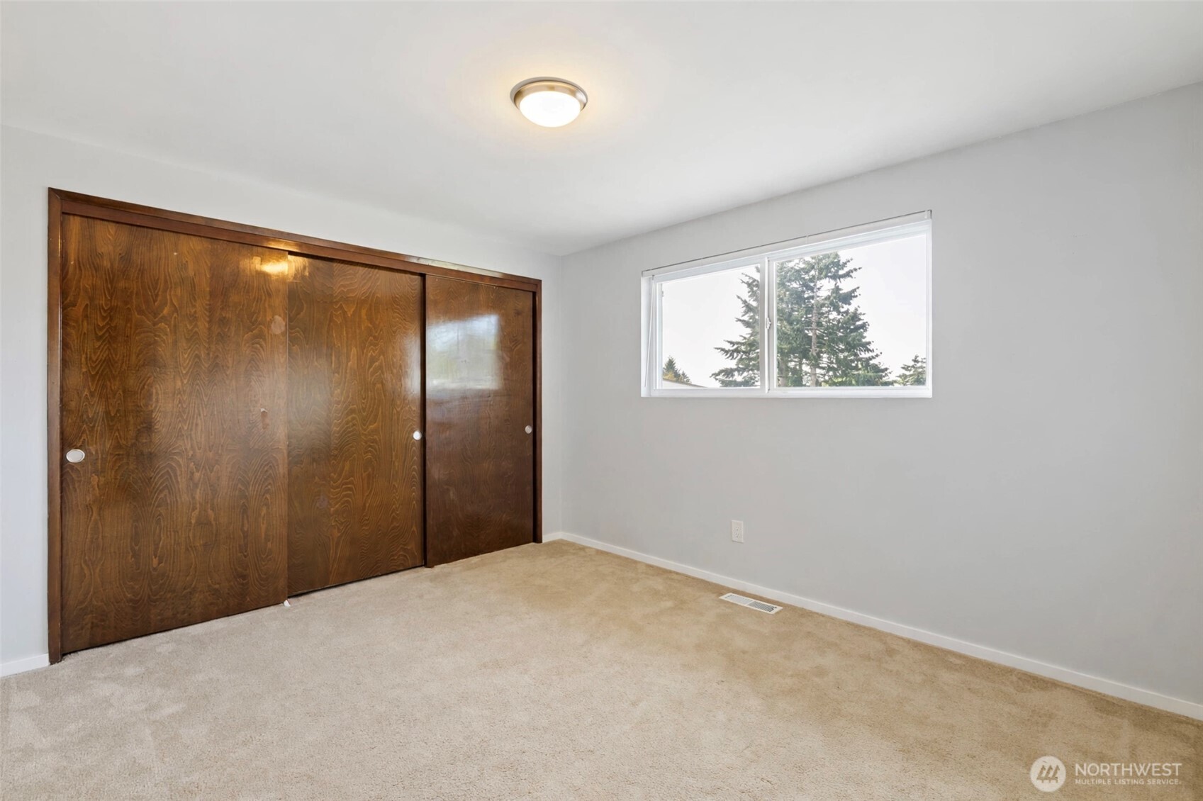 6155 S 125th Street Property Photo 15