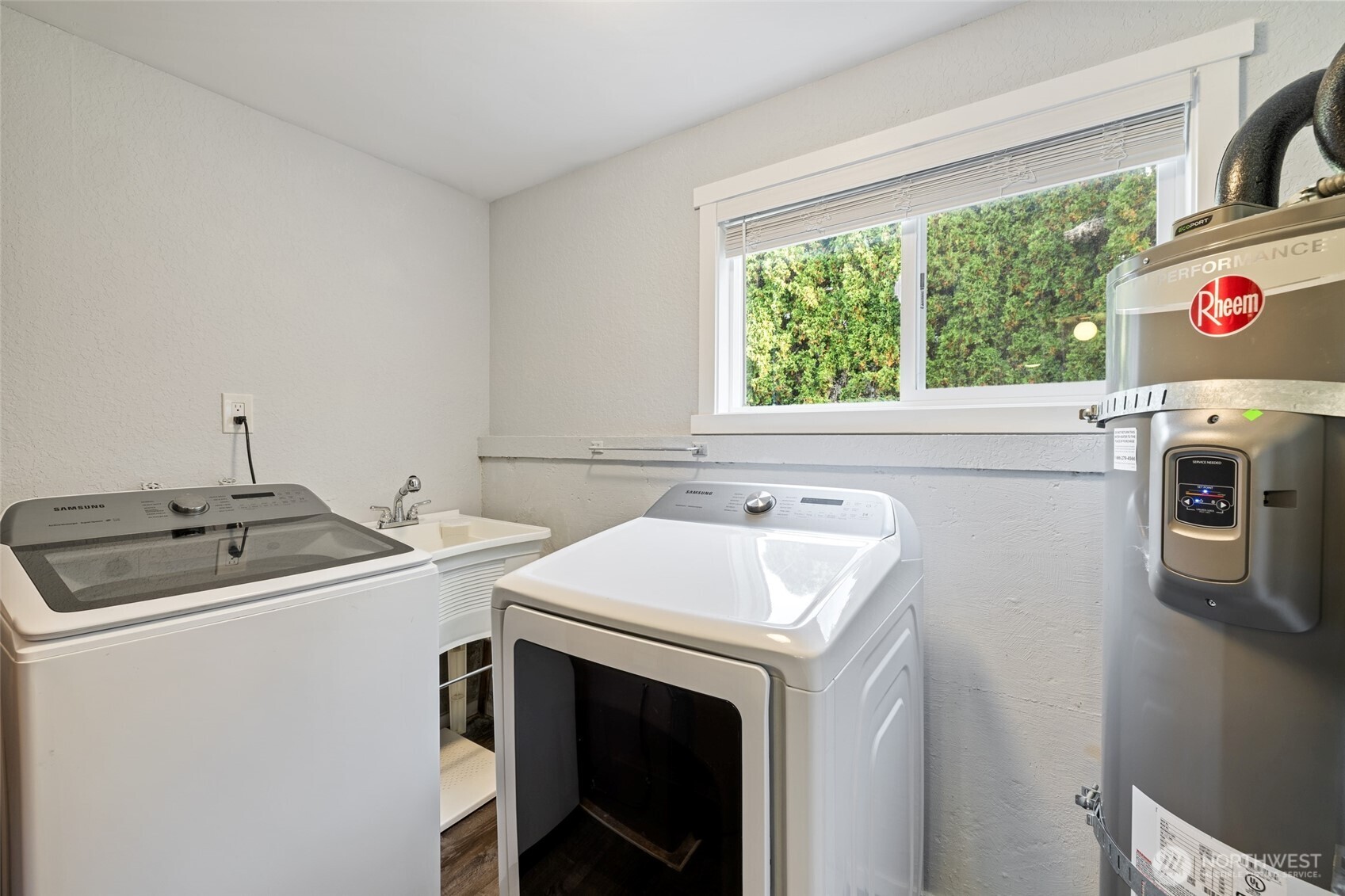 6155 S 125th Street Property Photo 20