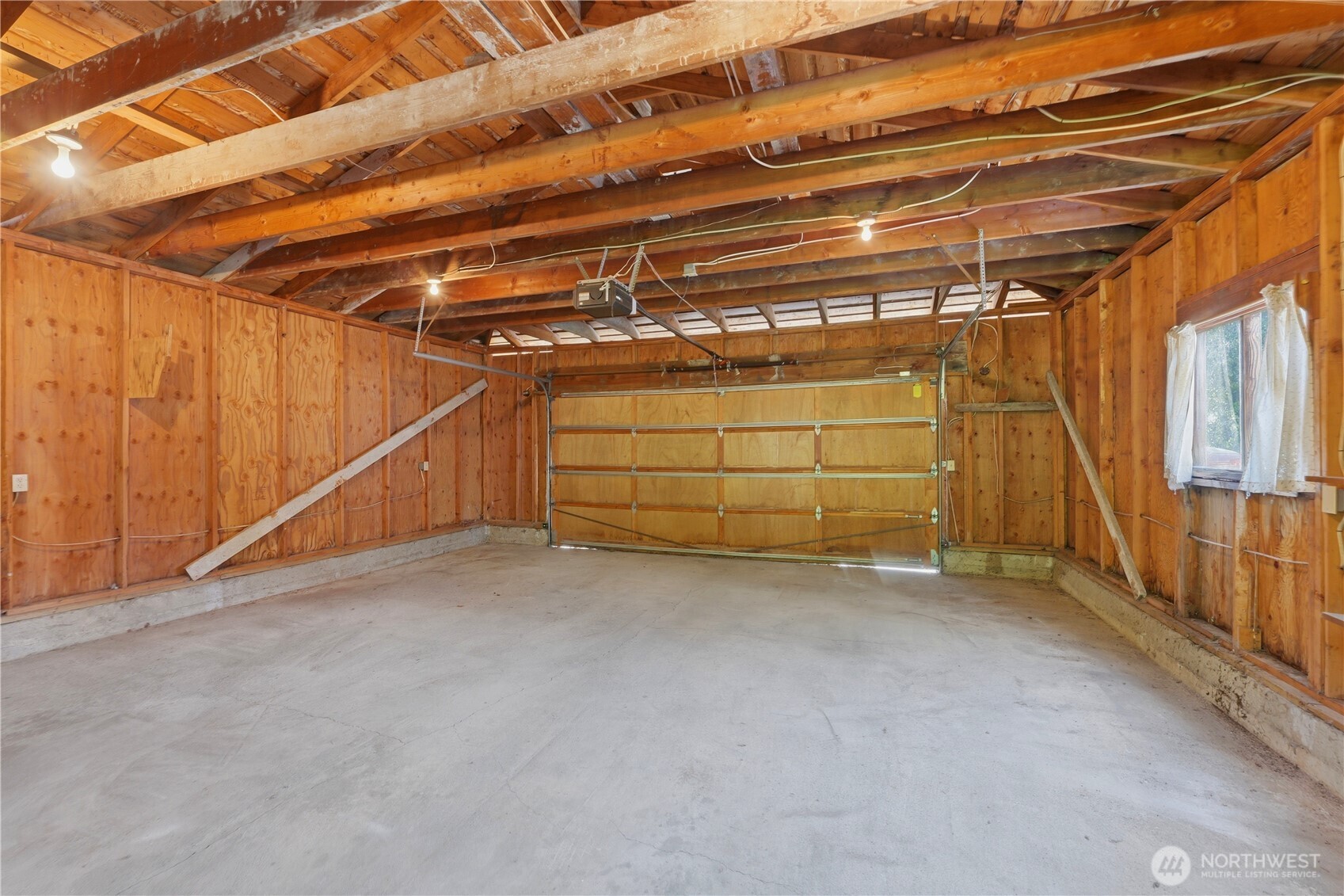 207 E 84th Street Property Photo 32
