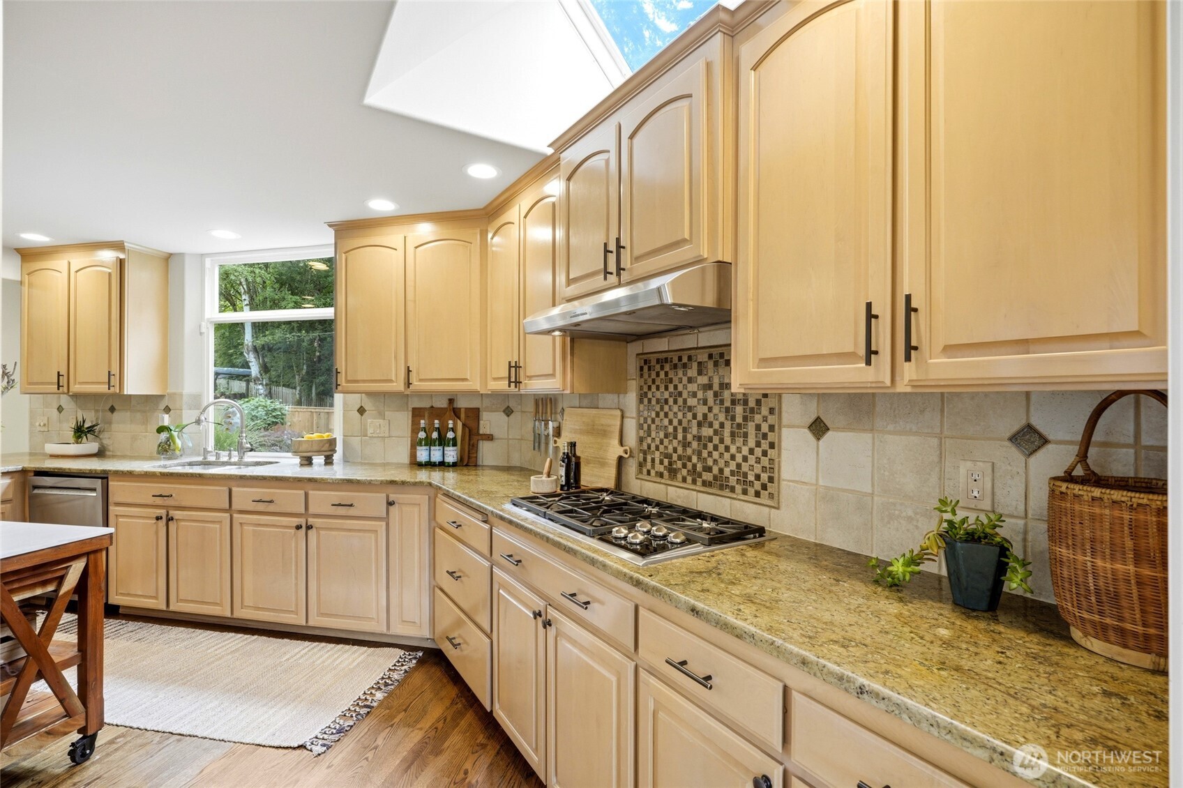 15605 60th Drive Property Photo 8