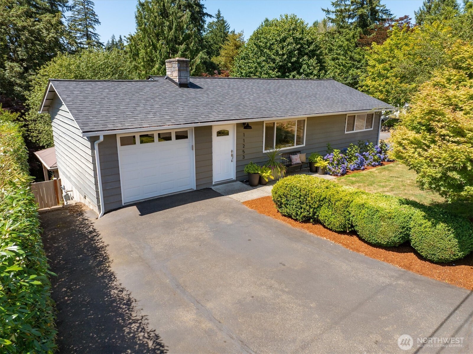 11253 145th Avenue Property Photo 2
