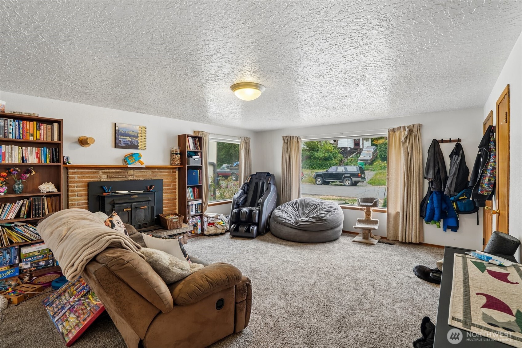 4151 23rd Avenue Property Photo 5