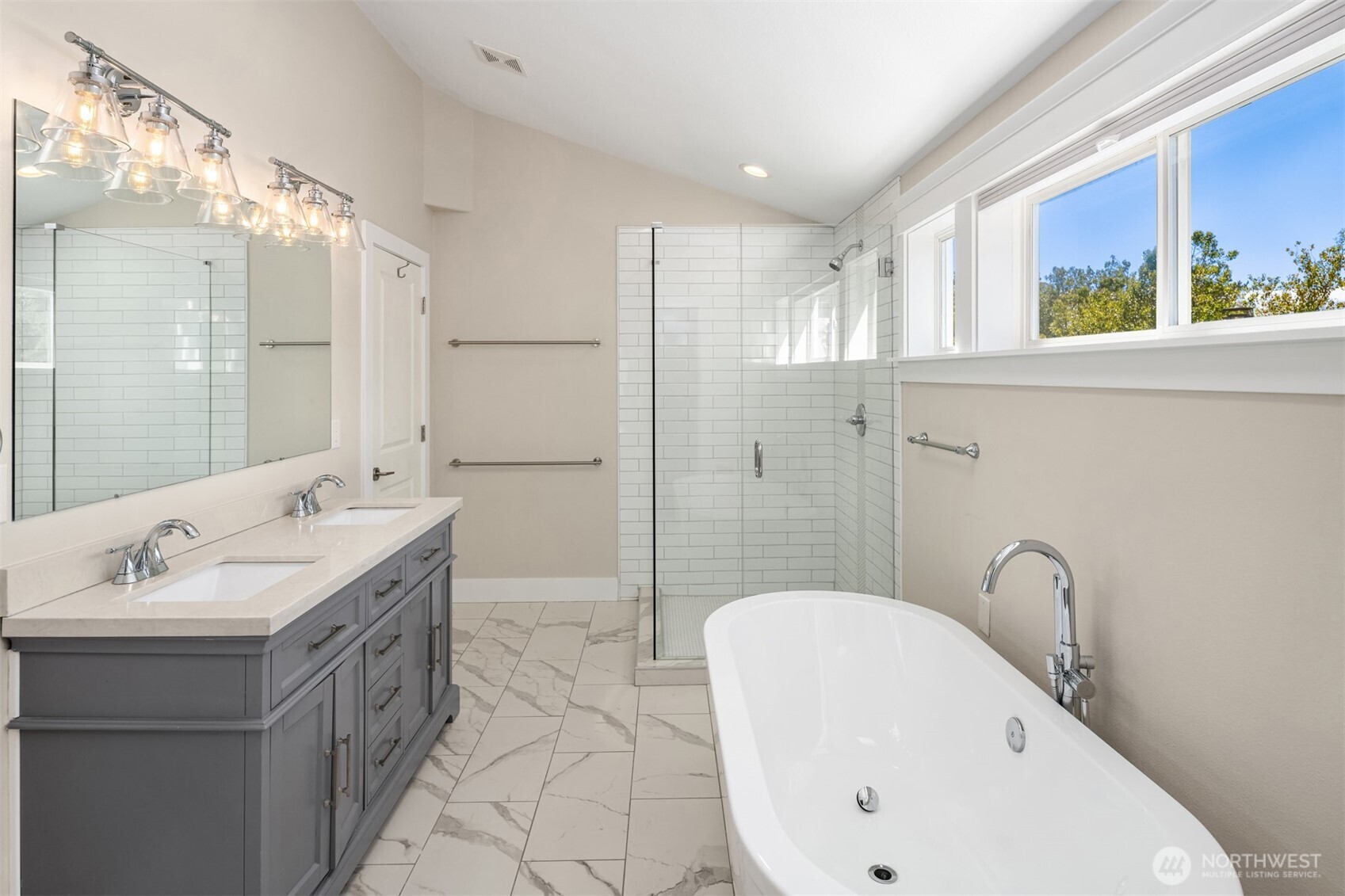 209 32nd Avenue Property Photo 18