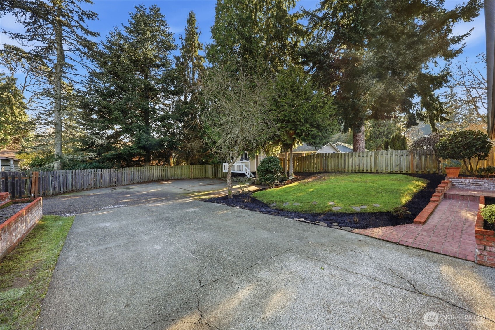 15931 22nd Avenue Property Photo 5
