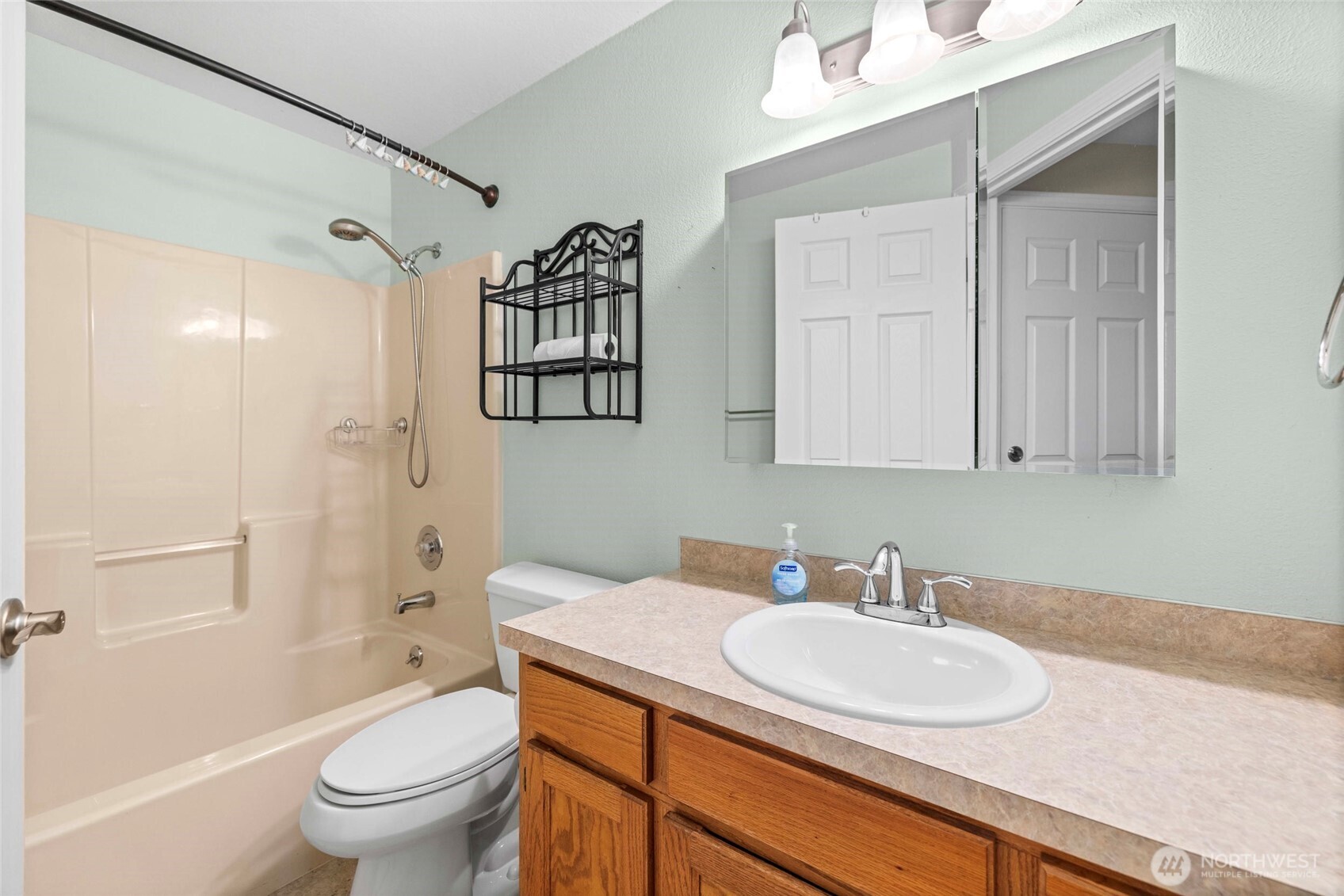 4707 Glasgow Way Property Photo 18
