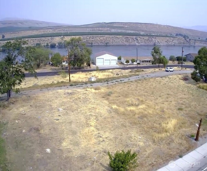 0 Nna Foster Creek Avenue Property Photo 26