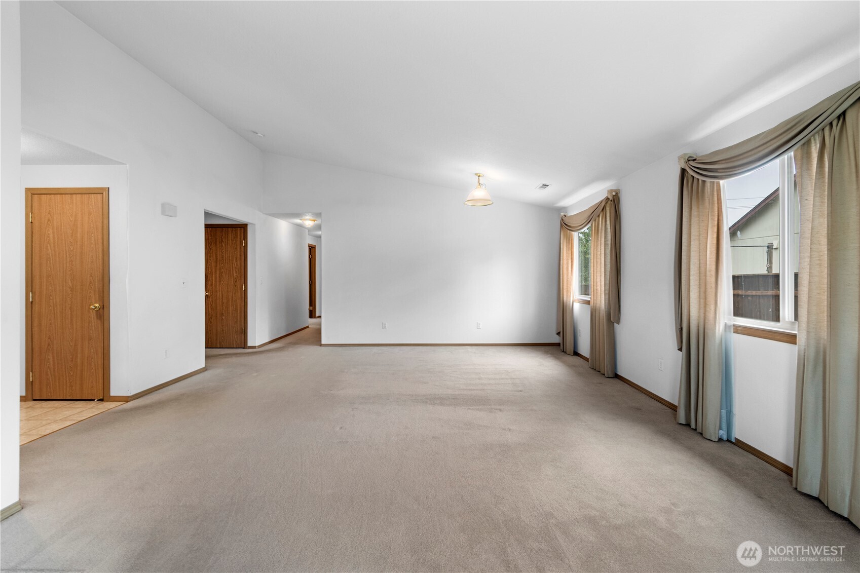 1304 Nw 19 Court Property Photo 9