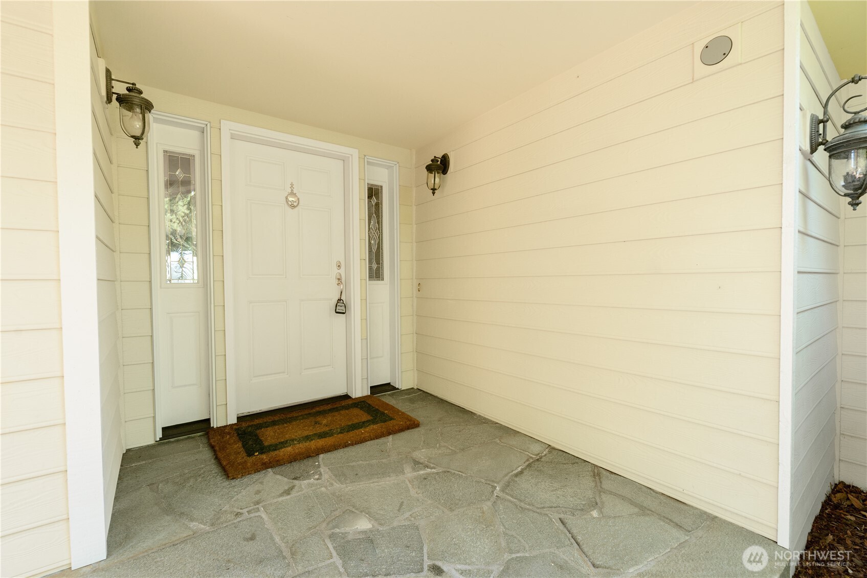 150 Sundial Loop Property Photo 5