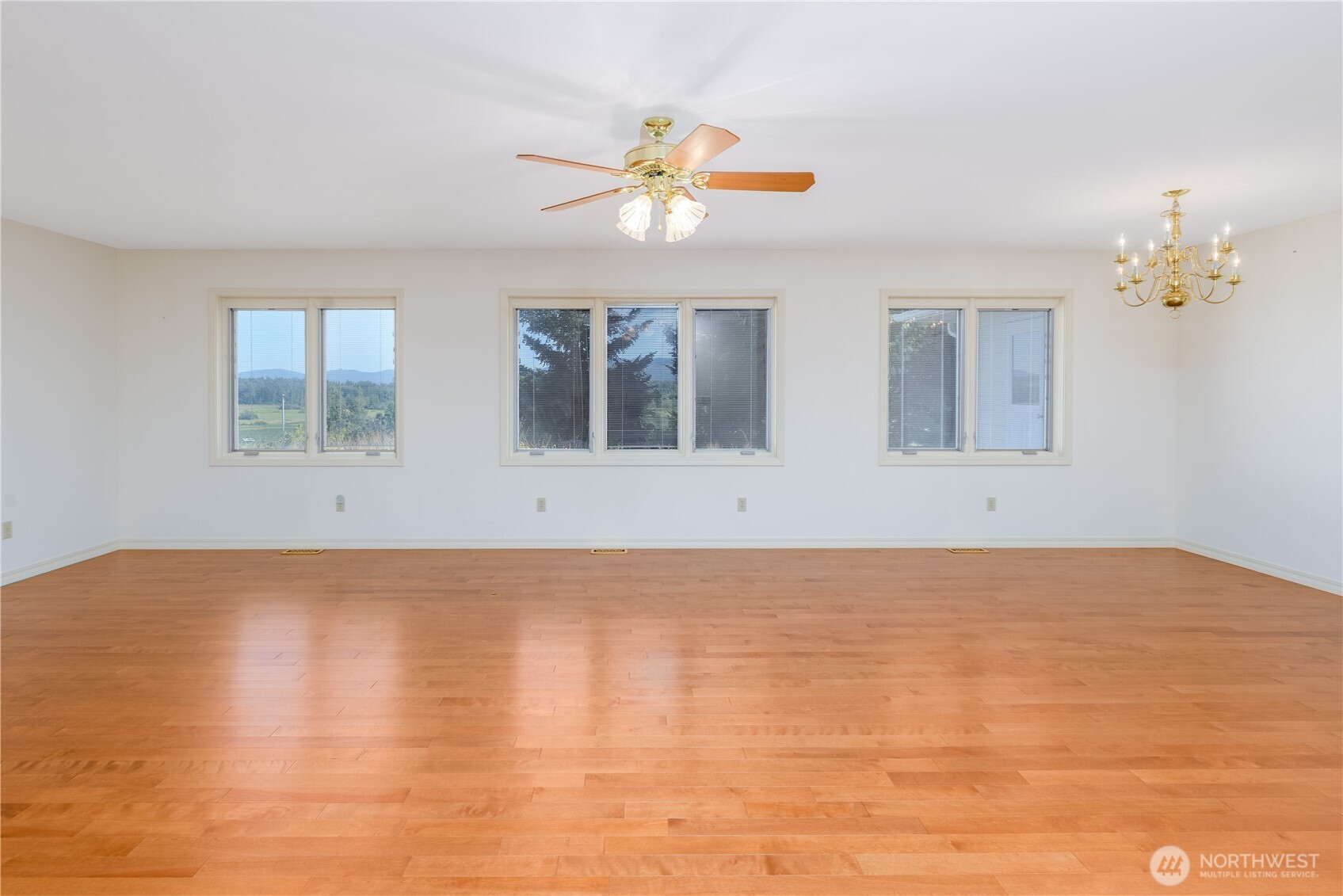 150 Sundial Loop Property Photo 8