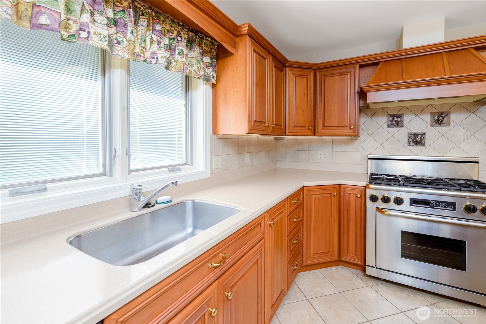 150 Sundial Loop Property Photo 14