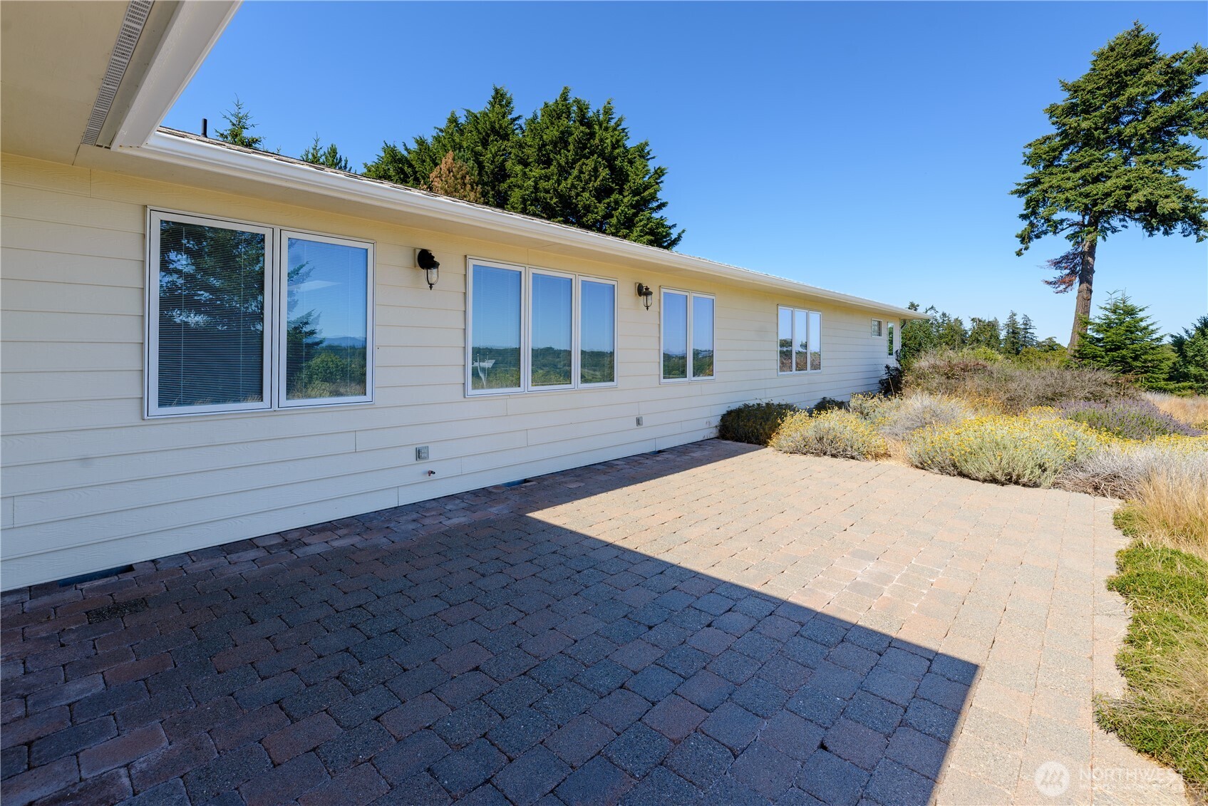 150 Sundial Loop Property Photo 36
