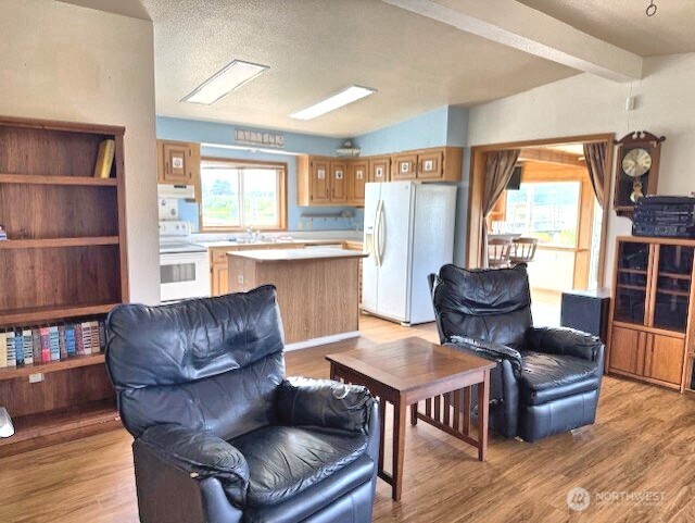 535 Canal Drive Property Photo 8