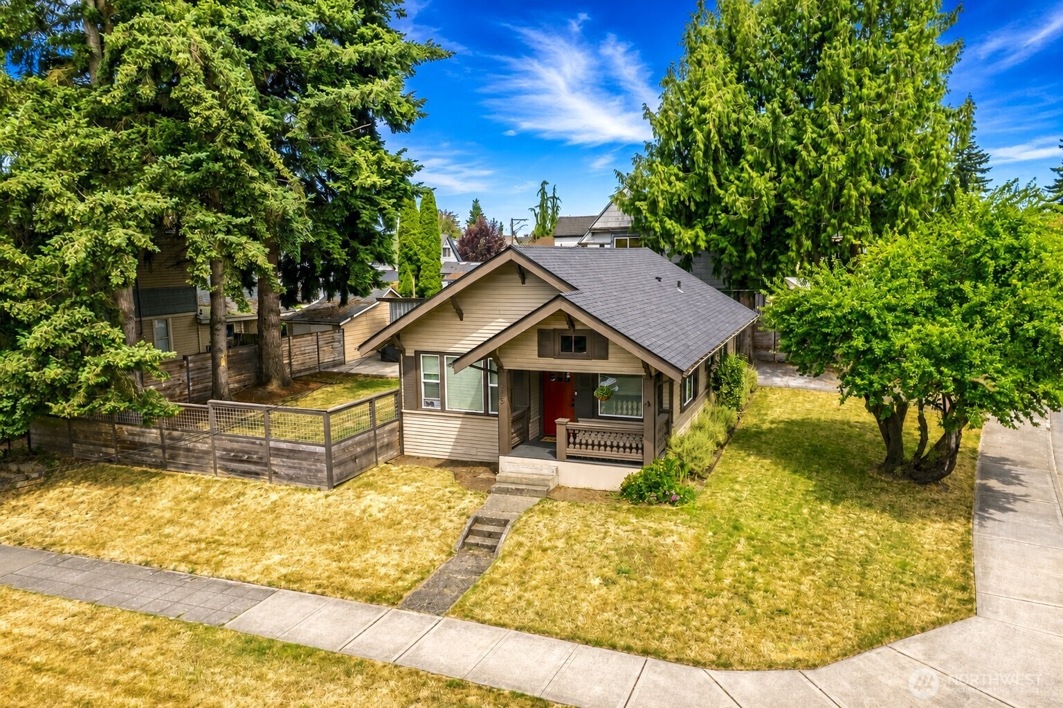 3615 26th Street Property Photo 2