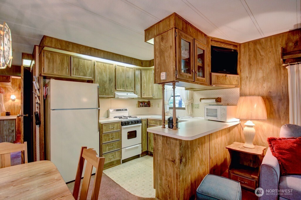 5 2 Wilderness Way Property Photo 7