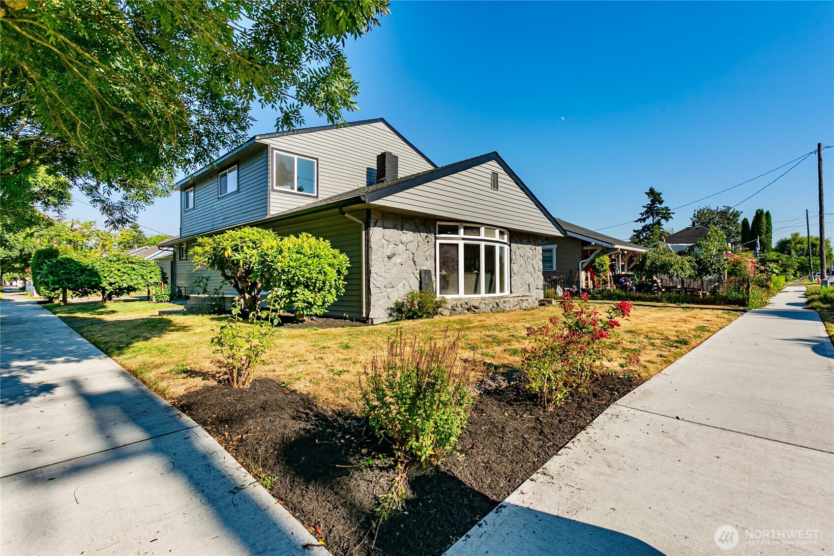 1319 Wood Avenue Property Photo 1