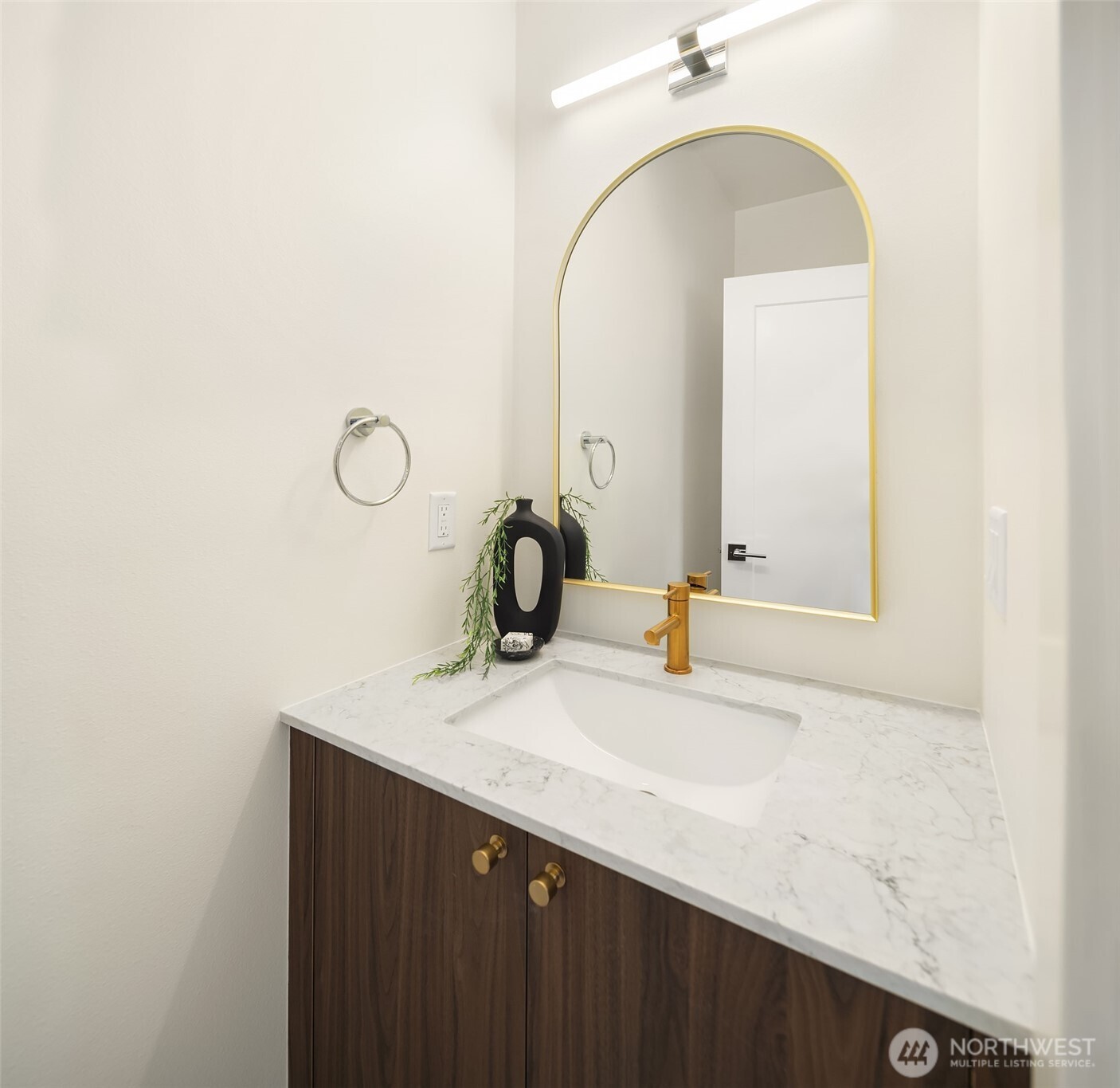 972 Nw 54th Street Property Photo 12