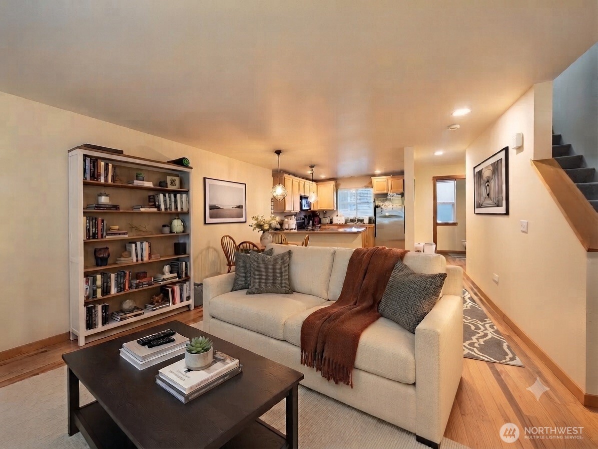 1121 N 94th Street B Property Photo 6