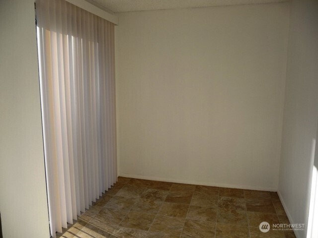 21906 55th Avenue Property Photo 5