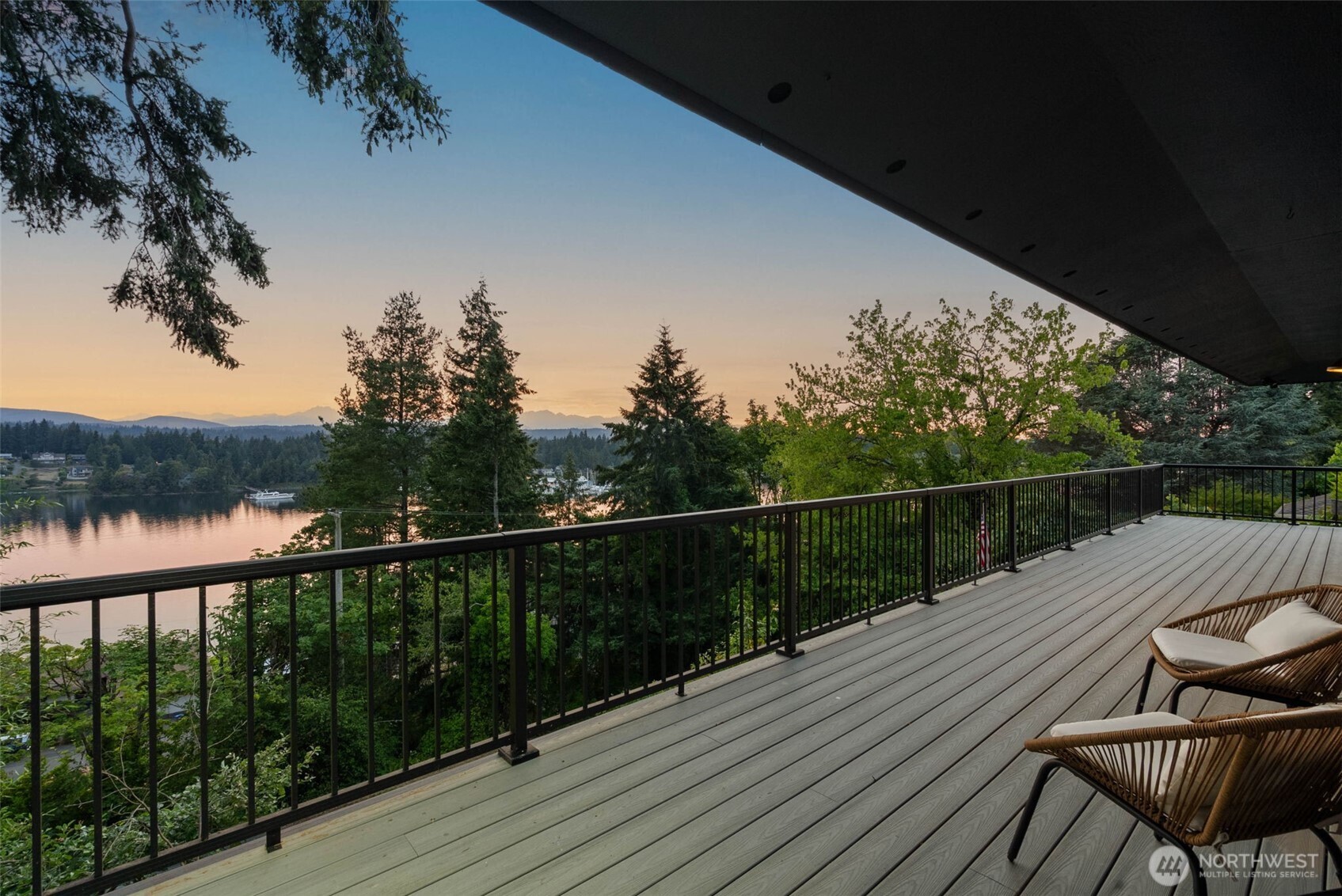 2511 Baymont Place Property Photo 1