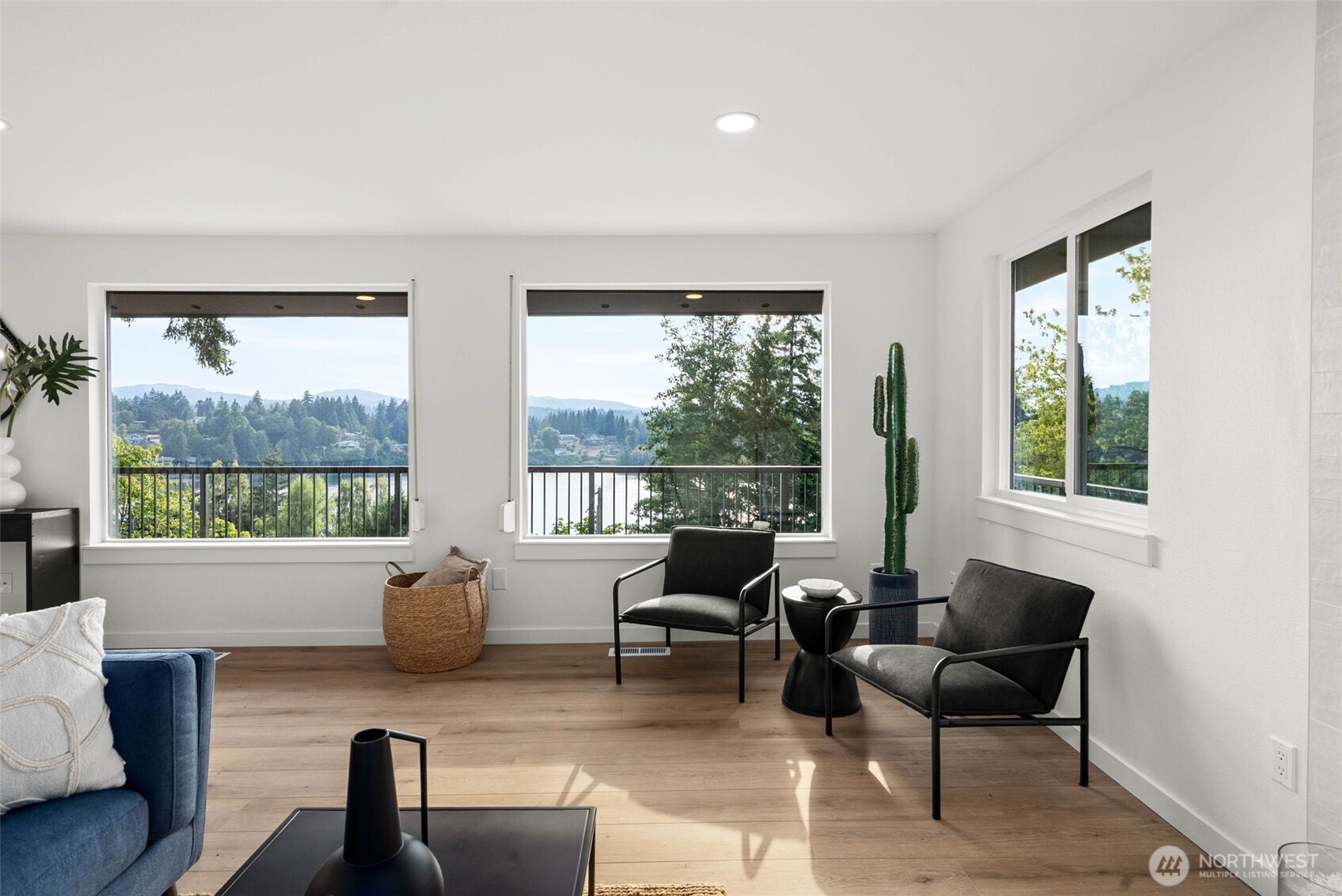 2511 Baymont Place Property Photo 10