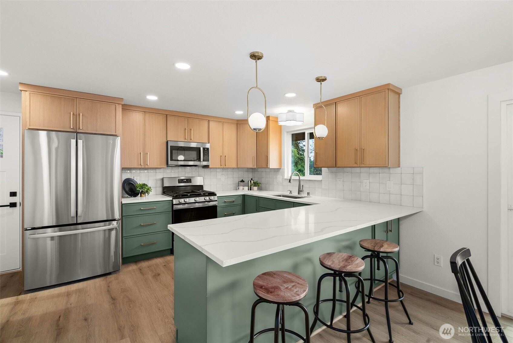 2511 Baymont Place Property Photo 16