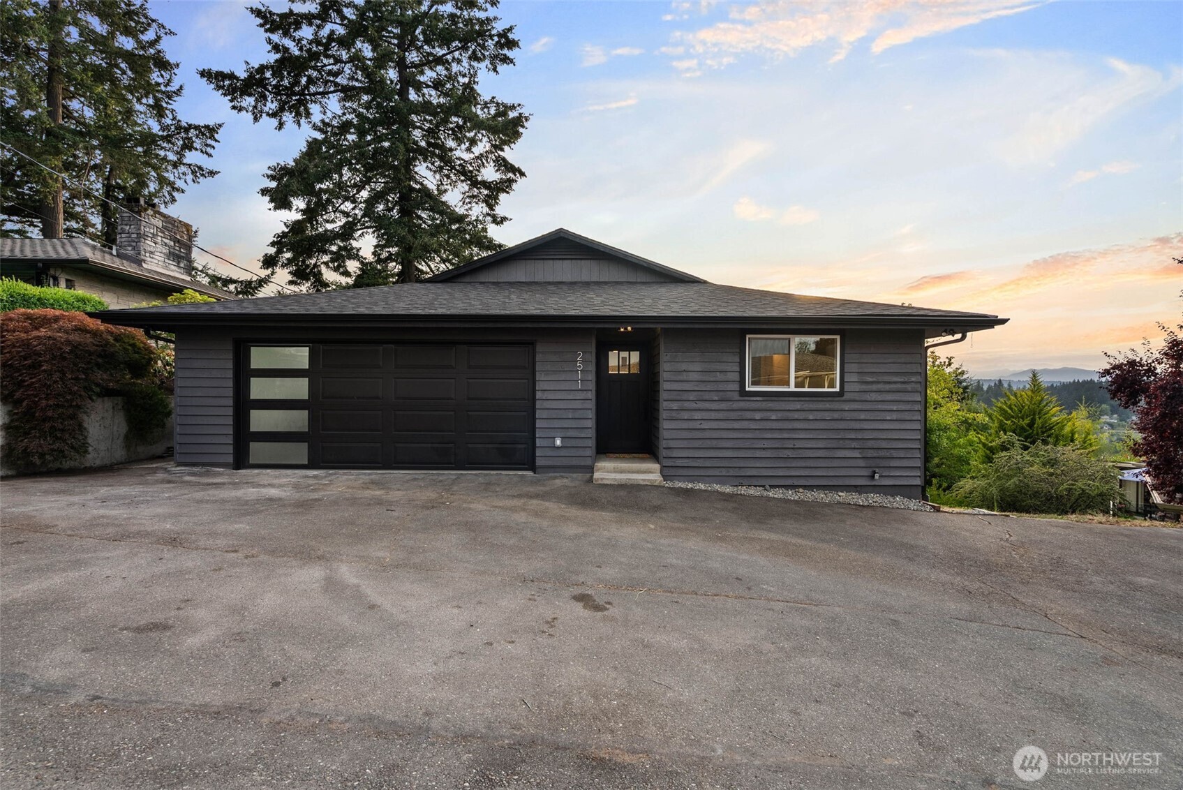 2511 Baymont Place Property Photo 33