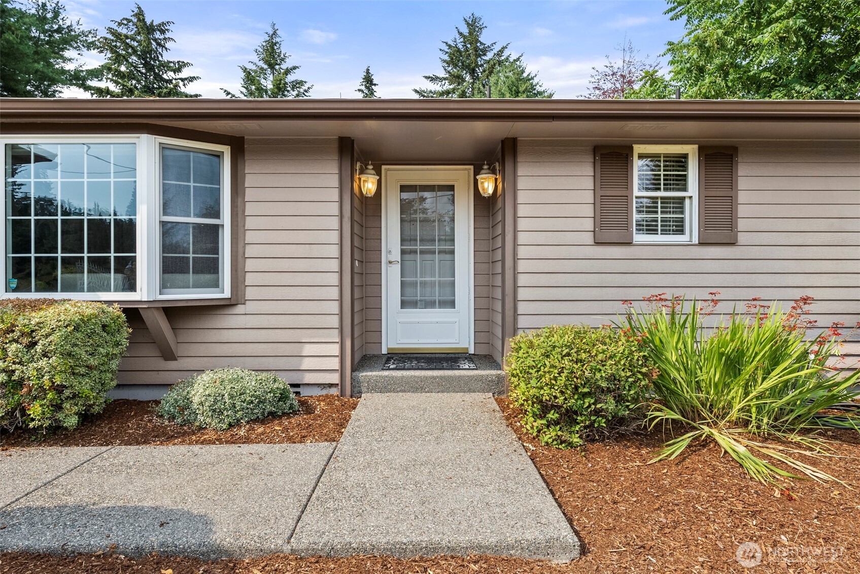 1238 101st Avenue Property Photo 6