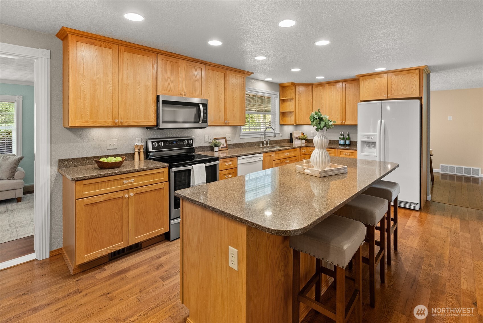 1238 101st Avenue Property Photo 10