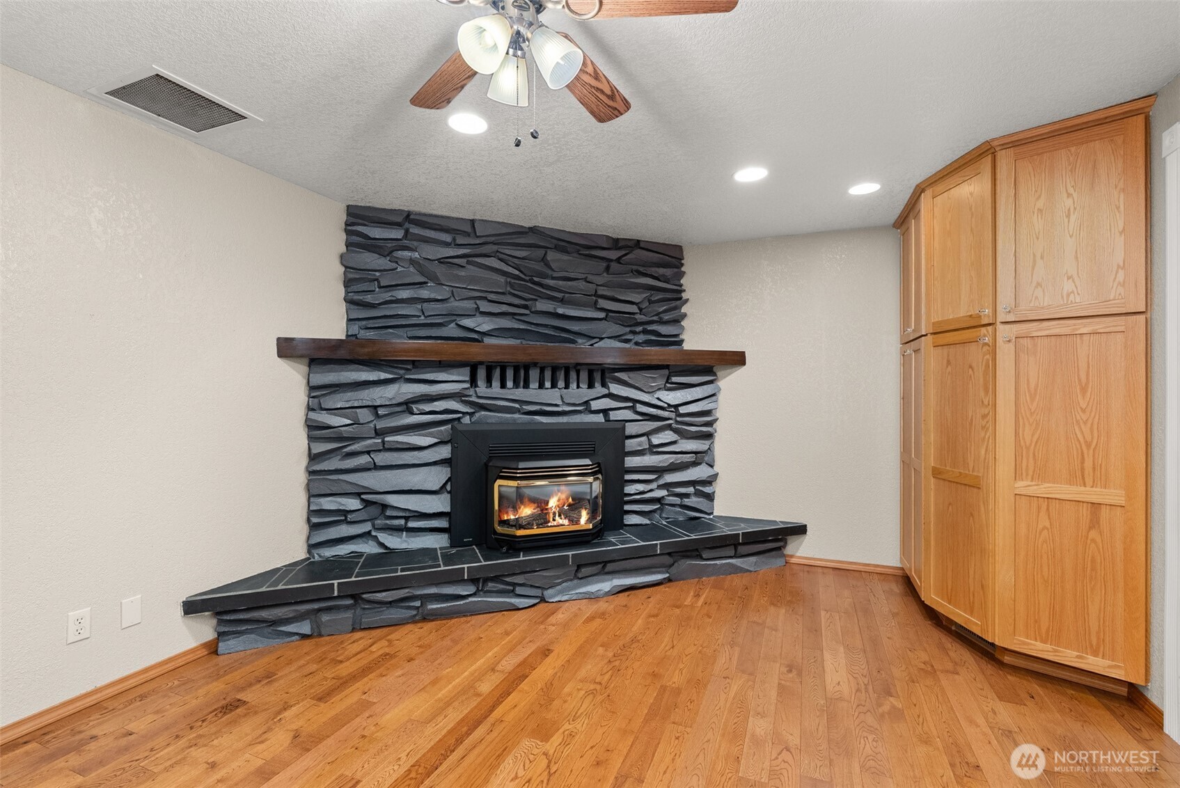1238 101st Avenue Property Photo 13