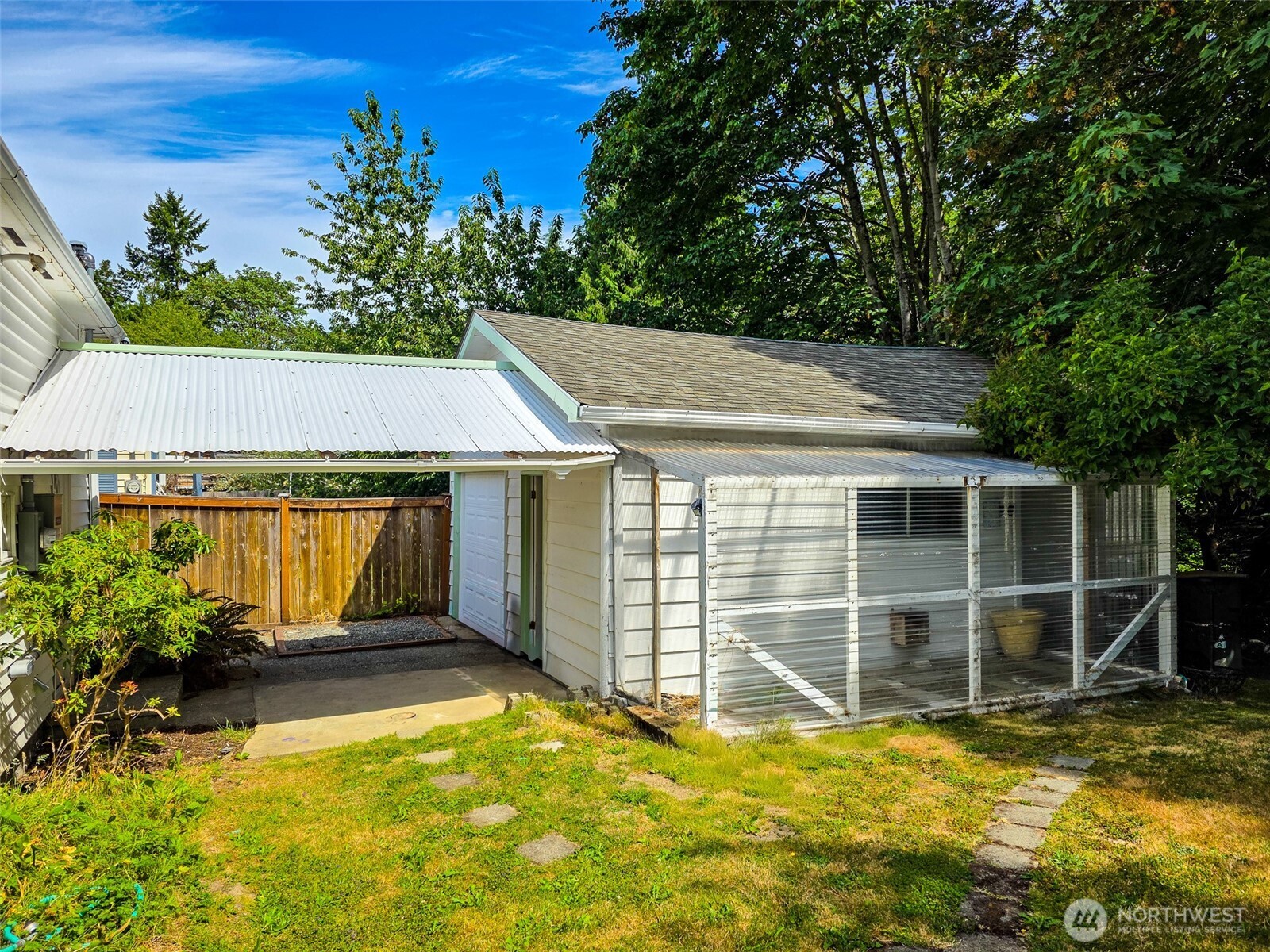 11422 71st Place Property Photo 32