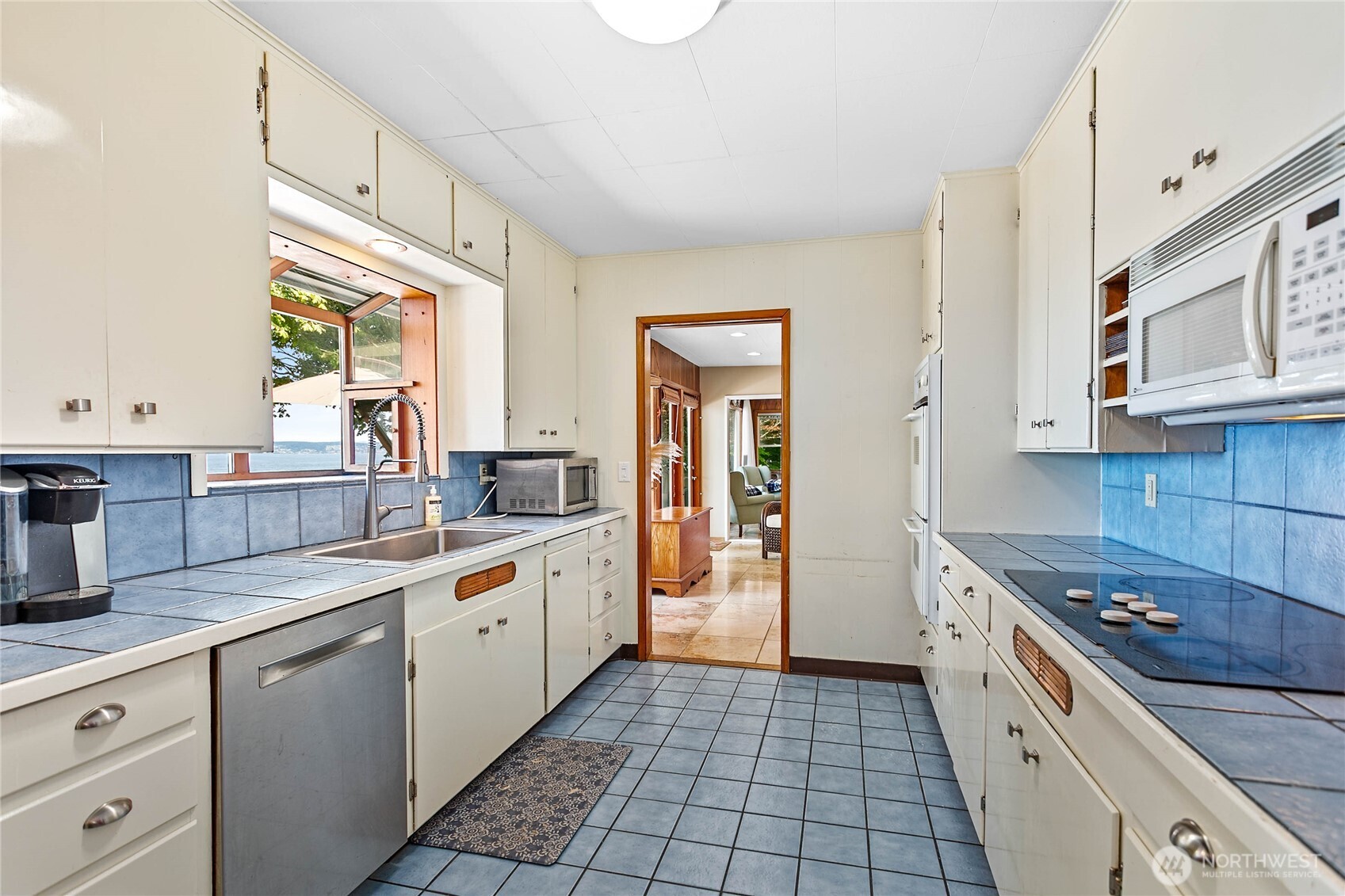8693 Oertel Drive Property Photo 19