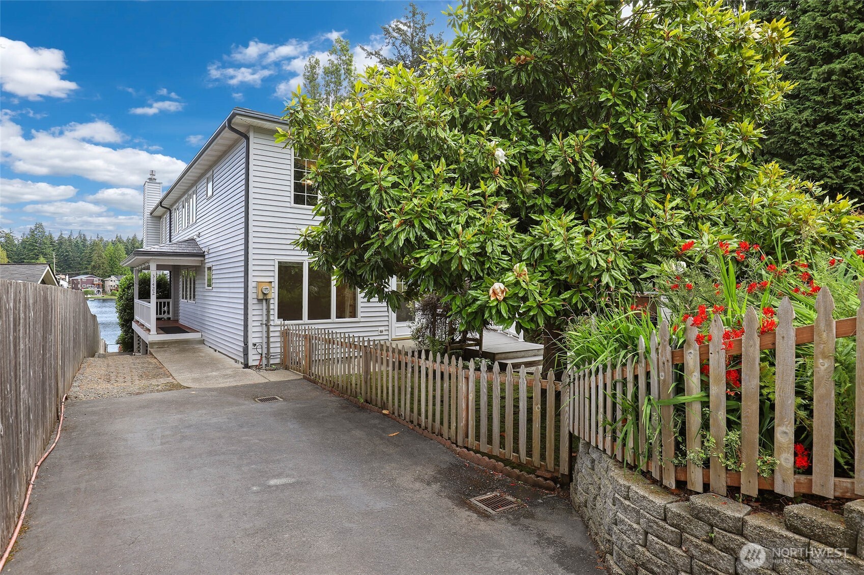 31422 7th Place Property Photo 3