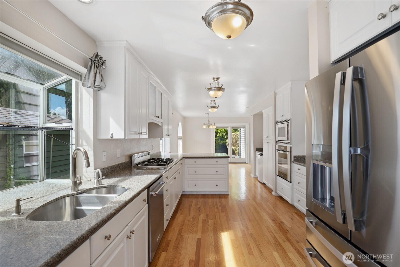 31422 7th Place Property Photo 12