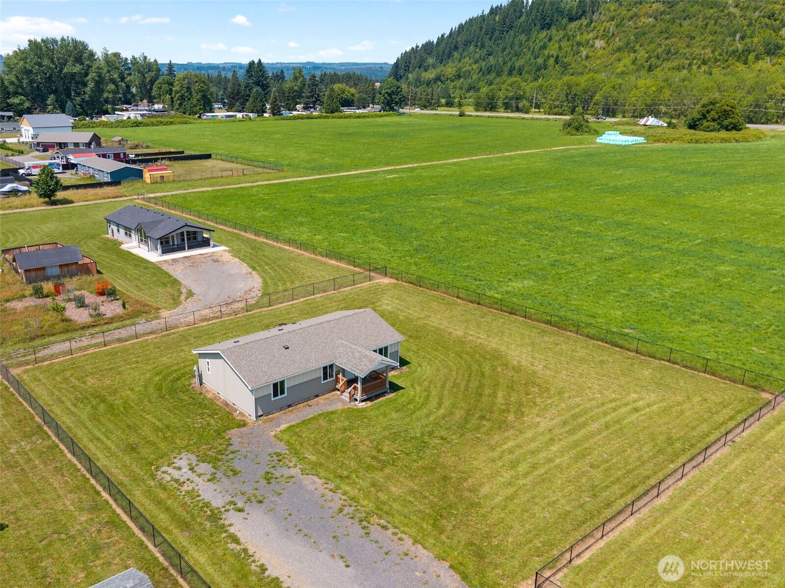 208 Mossyrock Road Property Photo 1