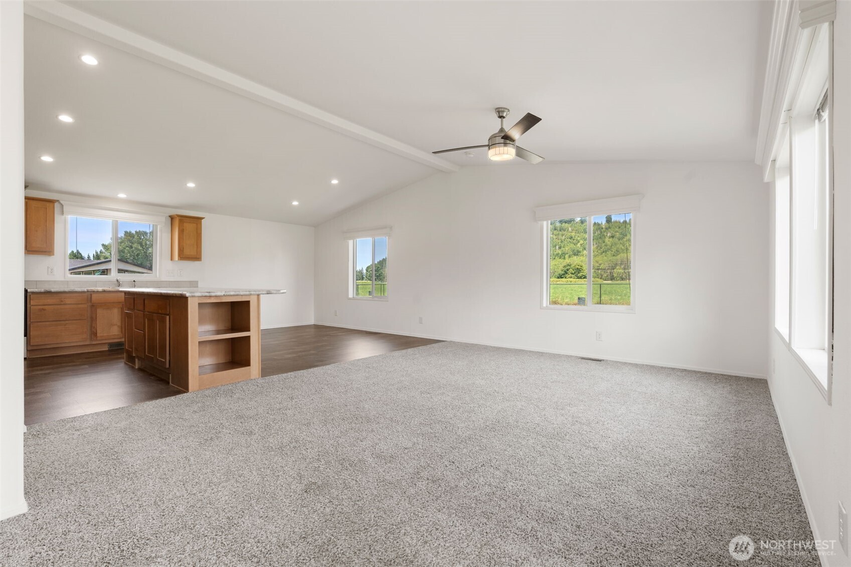 208 Mossyrock Road Property Photo 7