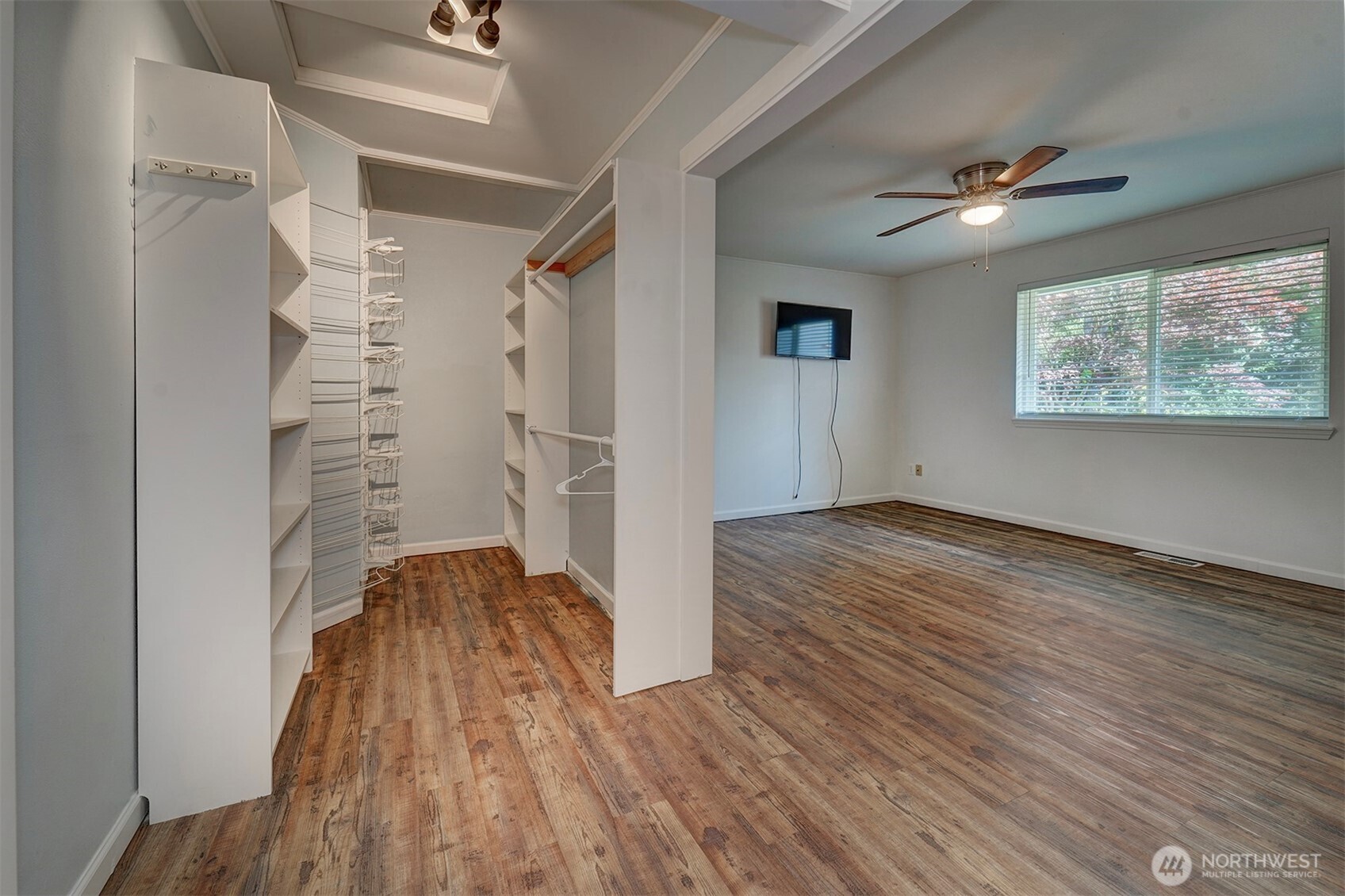 19460 23rd Avenue Property Photo 23