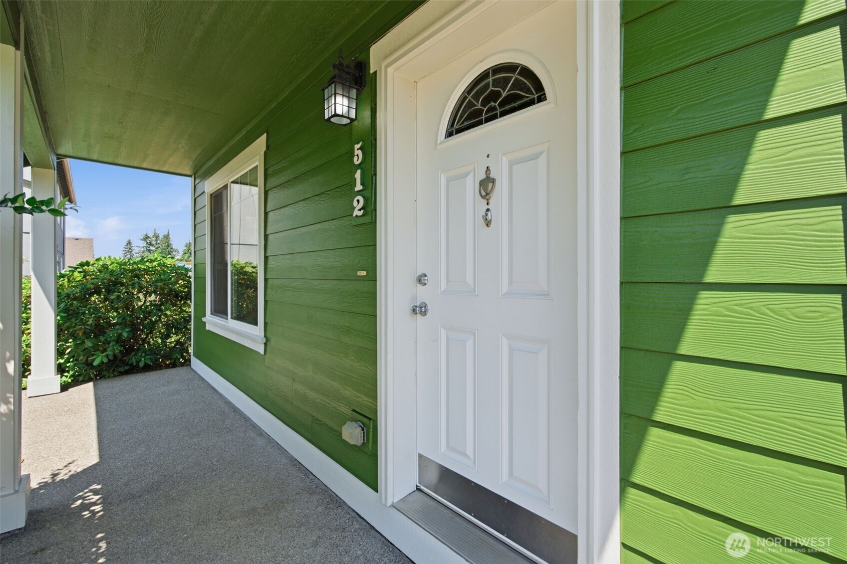 512 Stadium Court Property Photo 3
