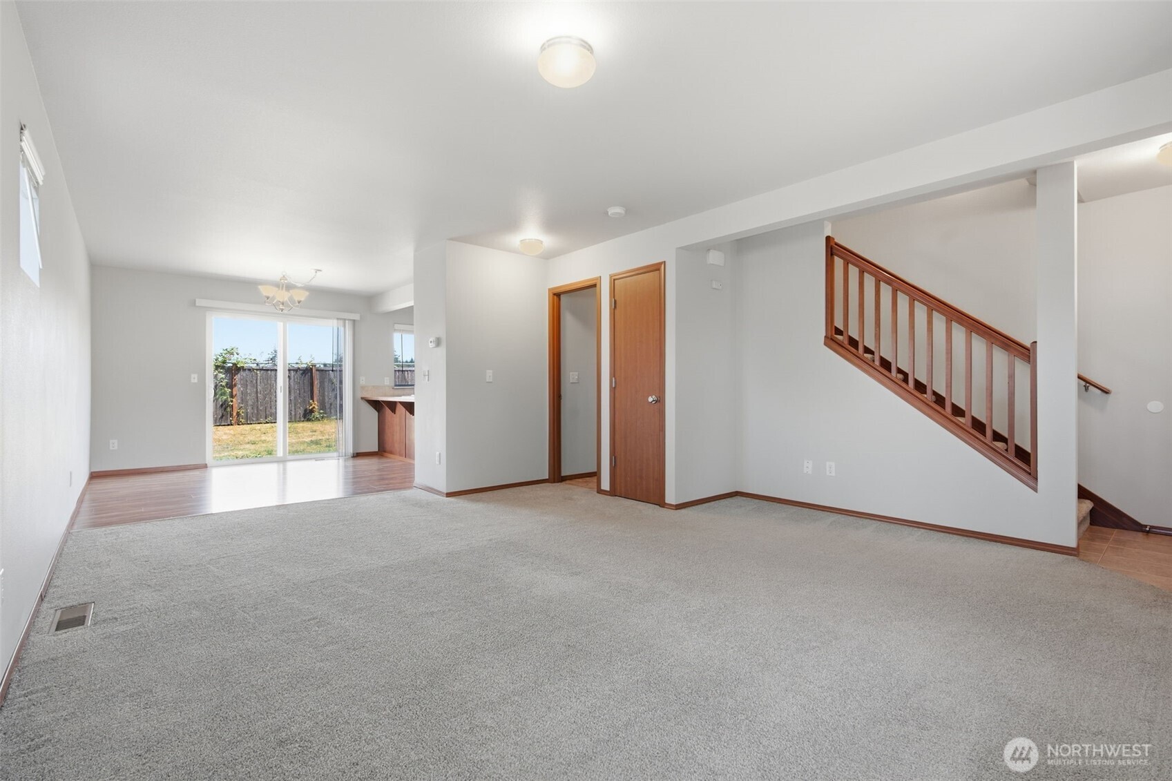 512 Stadium Court Property Photo 7