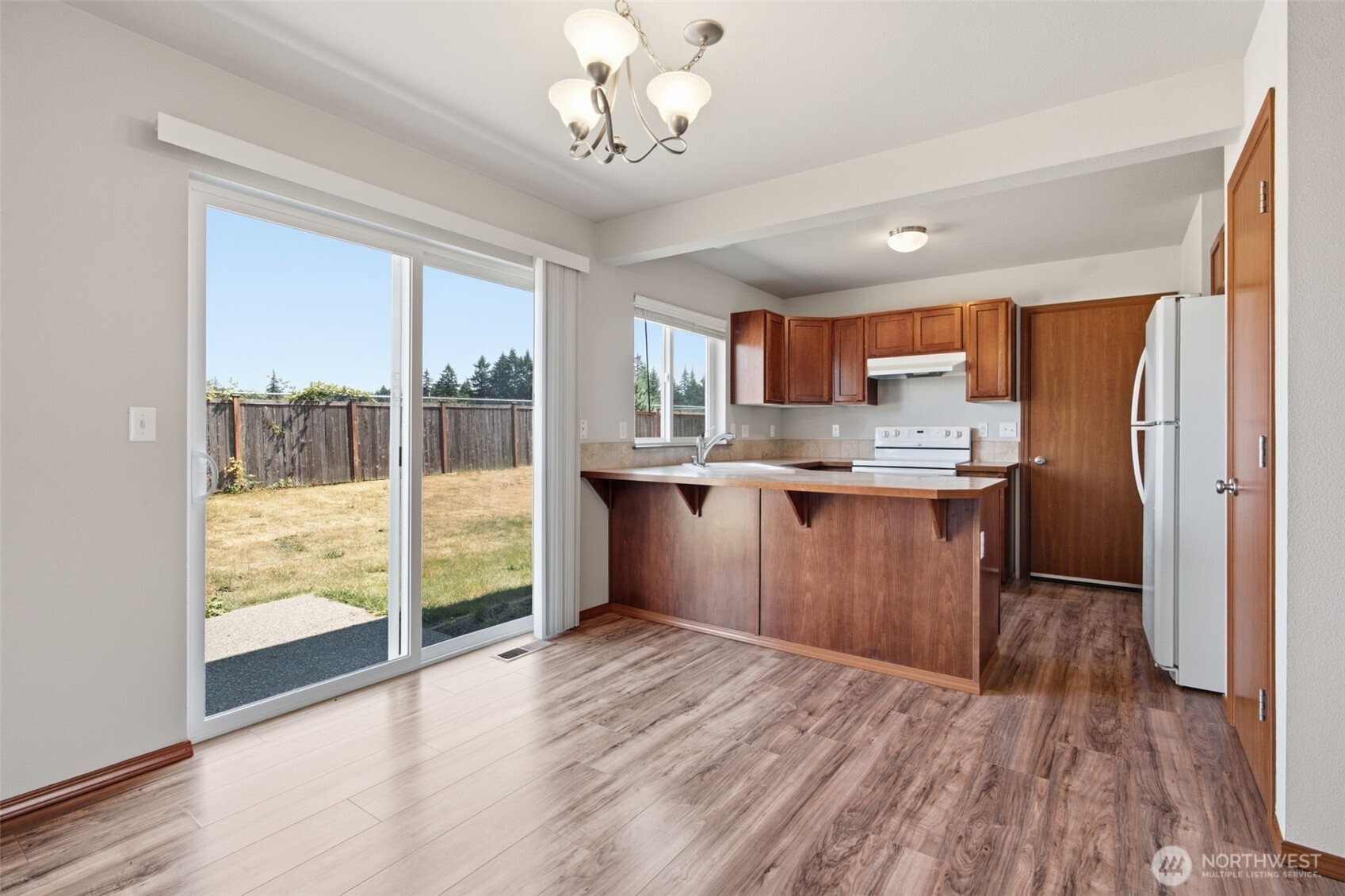 512 Stadium Court Property Photo 9