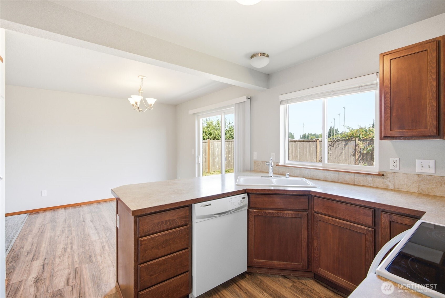 512 Stadium Court Property Photo 10
