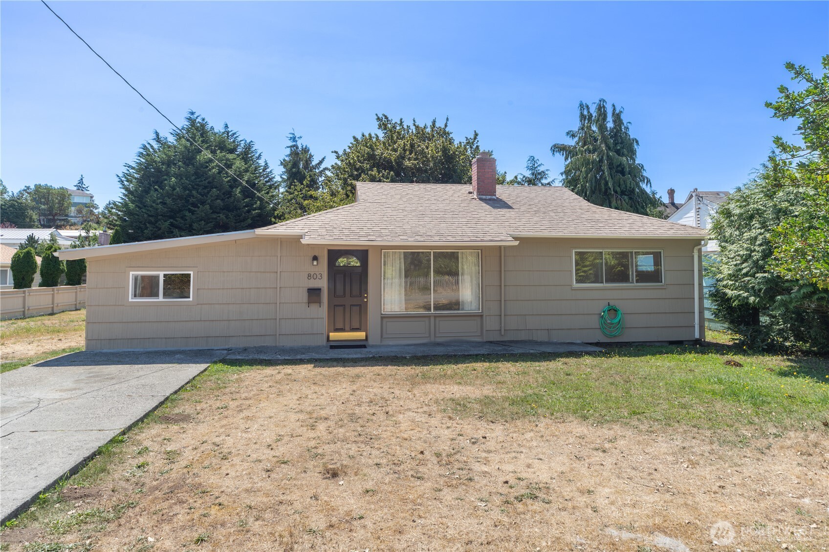803 T Street Property Photo 3